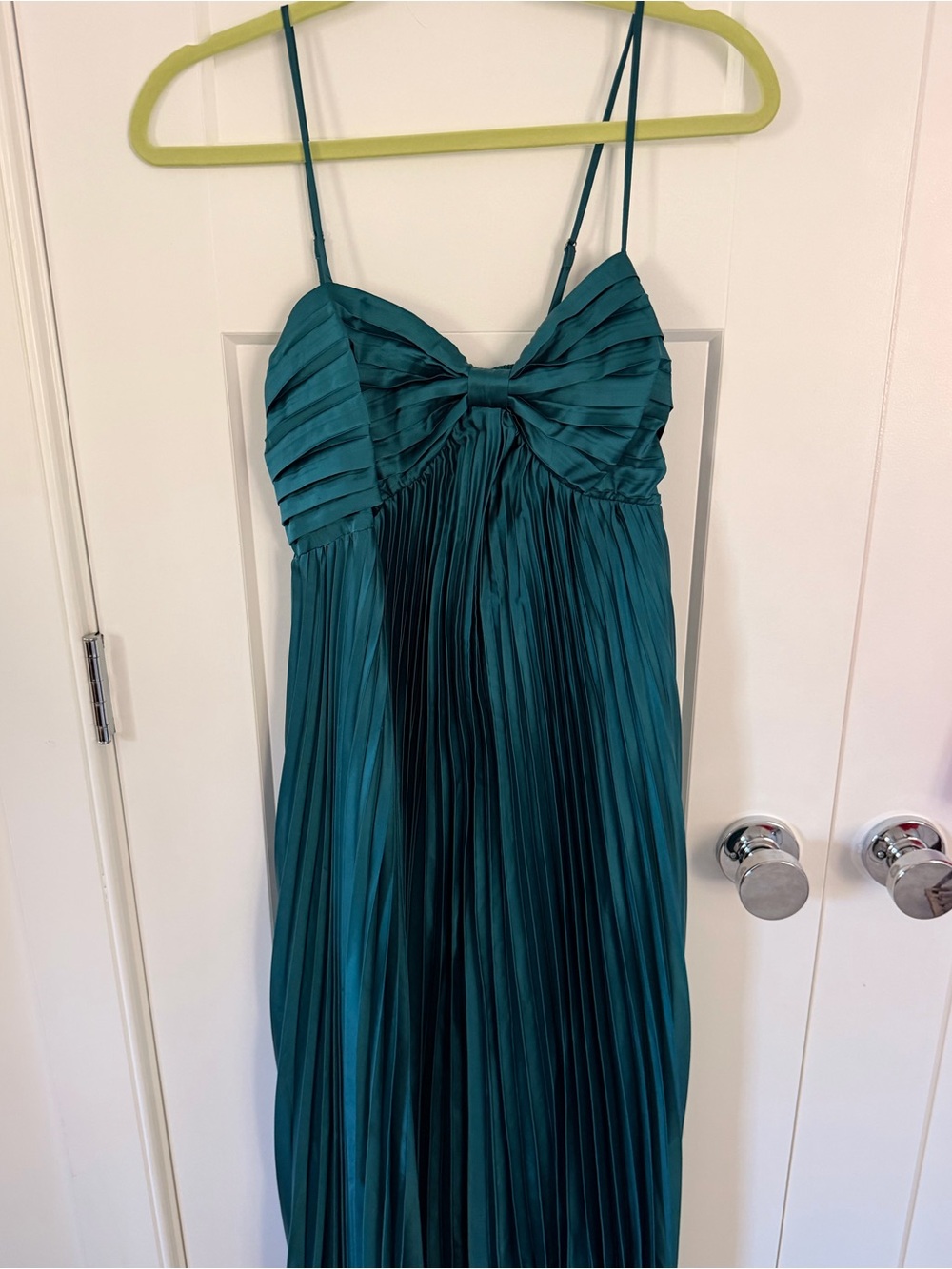 Petal and Pup Vikki Maxi Women's Dress Teal/Emerald Pleater Dress